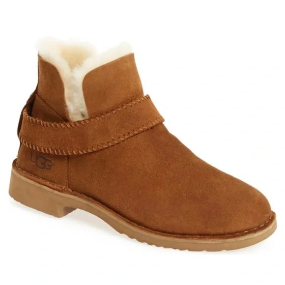 UGG Shoes - UGG McKay Water Resistant Bootie in Chestnut Suede Size US 7